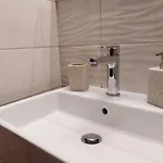 Papadatos *